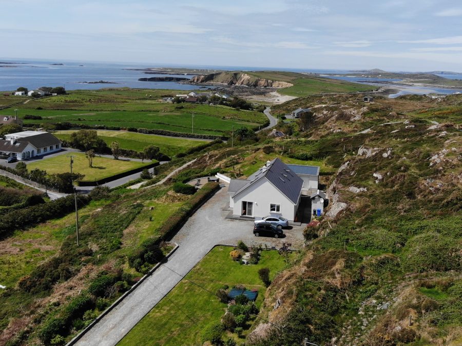 Bayleek, Clifden, Co. Galway, H71 T935 Matt O'Sullivan Estate Agent