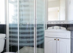 27 ensuite